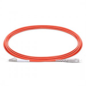 LC-SC シンプレックス PVC/LSZH/OFNP OM2 マルチモード光ファイバーパッチケーブル