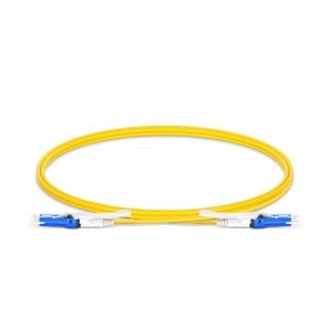 1m (3ft) CS™ UPC zu CS™ UPC Duplex OS2 Singlemode PVC (OFNR) 2.0mm Glasfaser-Patchkabel, für 200/400G Netzwerk 1m (3ft) CS™ UPC zu CS™ UPC Duplex OS2 Singlemode PVC (OFNR) 2.0mm Glasfaser-Patchkabel, für 200/400G Netzwerk