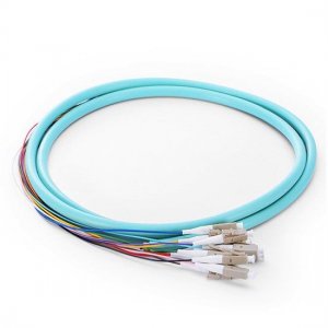 1.5M 12 Fasern LC / UPC 10G OM4 MultiMode bündelnLWL Pigtails 0.9mm PVC-Jacke 1.5M 12 Fasern LC / UPC 10G OM4 MultiMode bündelnLWL Pigtails 0.9mm PVC-Jacke