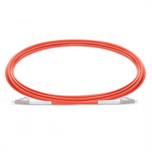 Cable de conexión de fibra óptica multimodo OM2 de PVC (OFNR) de 2 m, LC UPC a LC UPC simplex de 2,0 mm Cable de conexión de fibra óptica multimodo OM2 de PVC (OFNR) de 2 m, LC UPC a LC UPC simplex de 2,0 mm