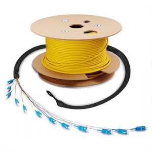 Cable de conexión de fibra blindada TPU de grado militar monomodo OS2 de 8 fibras Cable de conexión de fibra blindada TPU de grado militar monomodo OS2 de 8 fibras