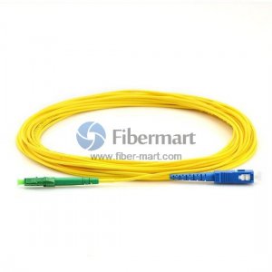 Câble de raccordement fibre simplex LC/APC à SC/UPC 9/125 Câble de raccordement fibre simplex LC/APC à SC/UPC 9/125