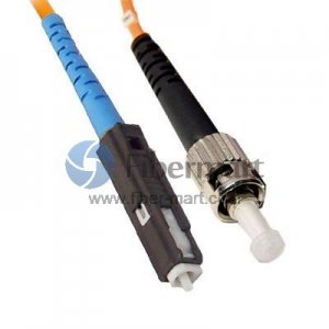 Câble de raccordement à fibre optique multimode ST-MU Simplex OM2 Câble de raccordement à fibre optique multimode ST-MU Simplex OM2