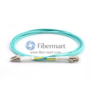 Vente en ligne de câble patch fibre optique multimode OM4 LC-LC Plumum (OFNP)