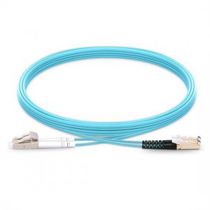 Câble de raccordement à fibre optique multimode LC vers E2000 Duplex PVC/LSZH/OFNP OM4 Câble de raccordement à fibre optique multimode LC vers E2000 Duplex PVC/LSZH/OFNP OM4