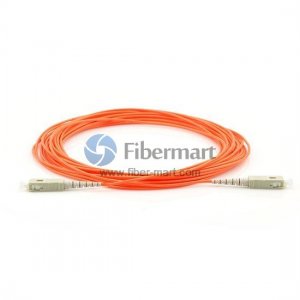 Câble de raccordement à fibre optique multimode SC-SC Simplex OM1 Câble de raccordement à fibre optique multimode SC-SC Simplex OM1