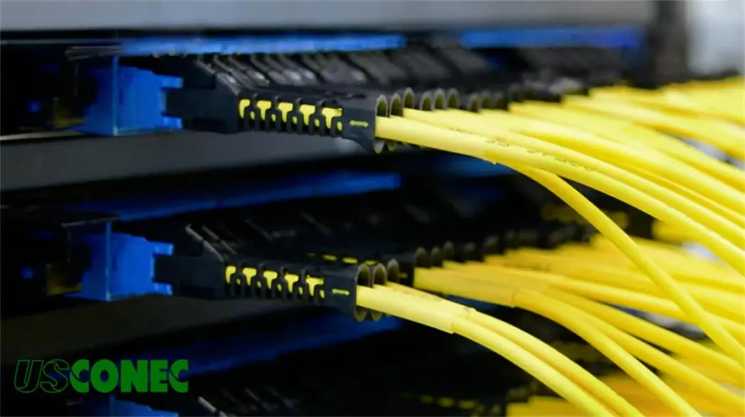 MDC-Adapter passen direkt in Standard-Duplex-LC-Adapterfelder.