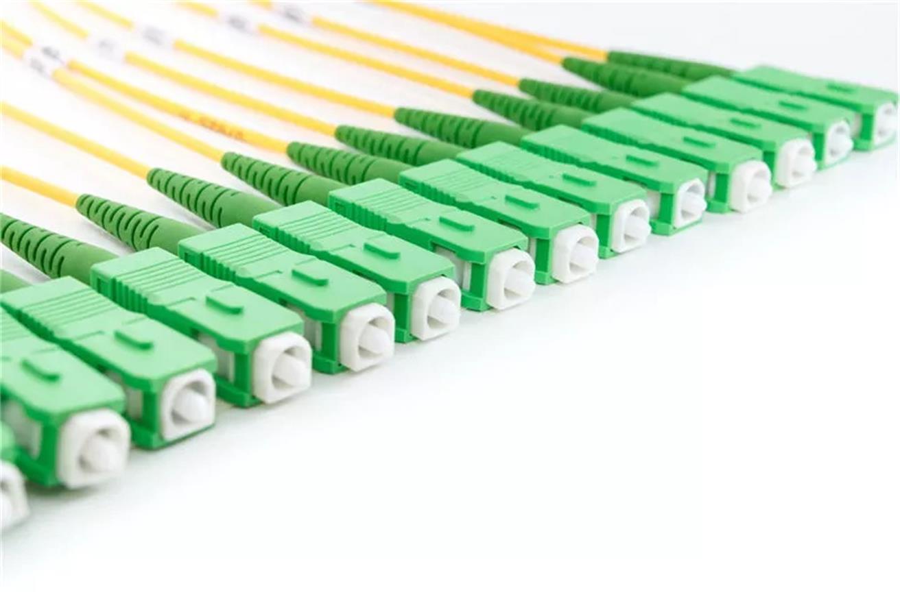Connecteurs SC &agrave; fibre optique