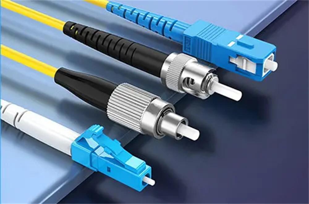 Types de connecteurs de fibre optique: LC, FC, ST, SC