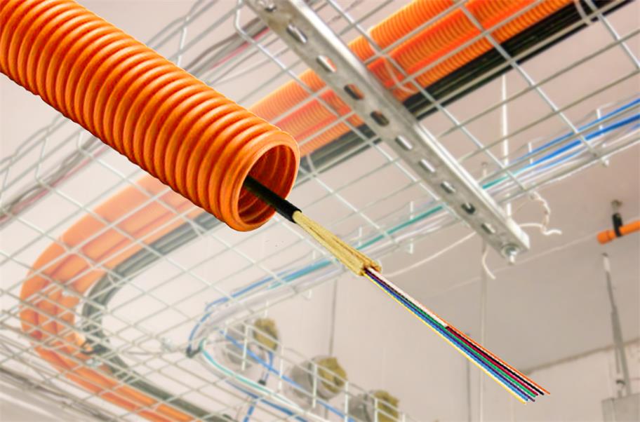 Optisches Kabel im Rohr