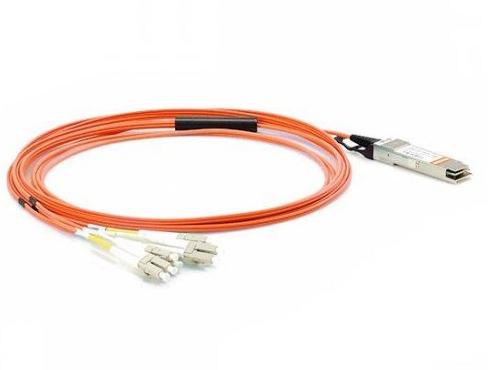 Универсальный совместимый 40G QSFP+ - 4 Duplex LC Breakout Active Optical Cable