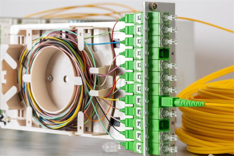 Optischer Kabelsplitter