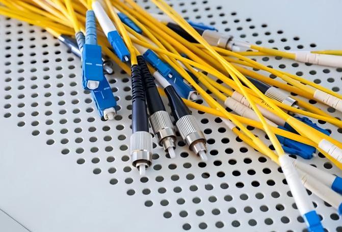 How to Make Fiber Patchcord? A Detailed Guide to Fiber Patch Cable Manufacturing