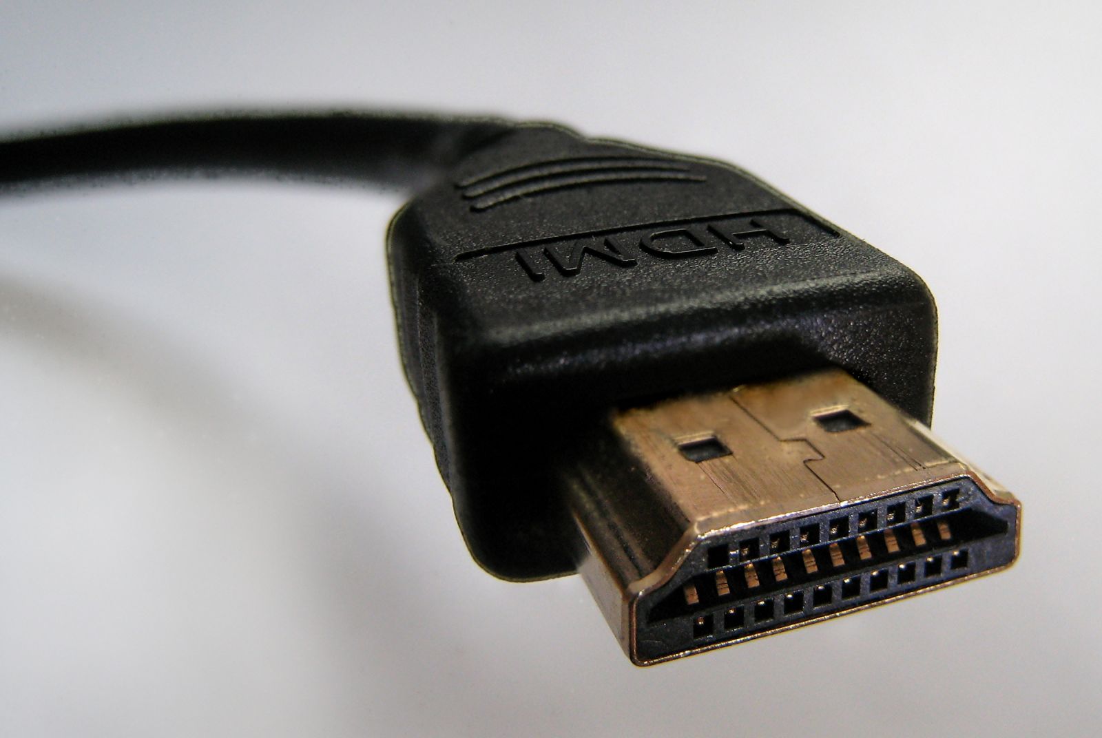 HDMI 커넥터